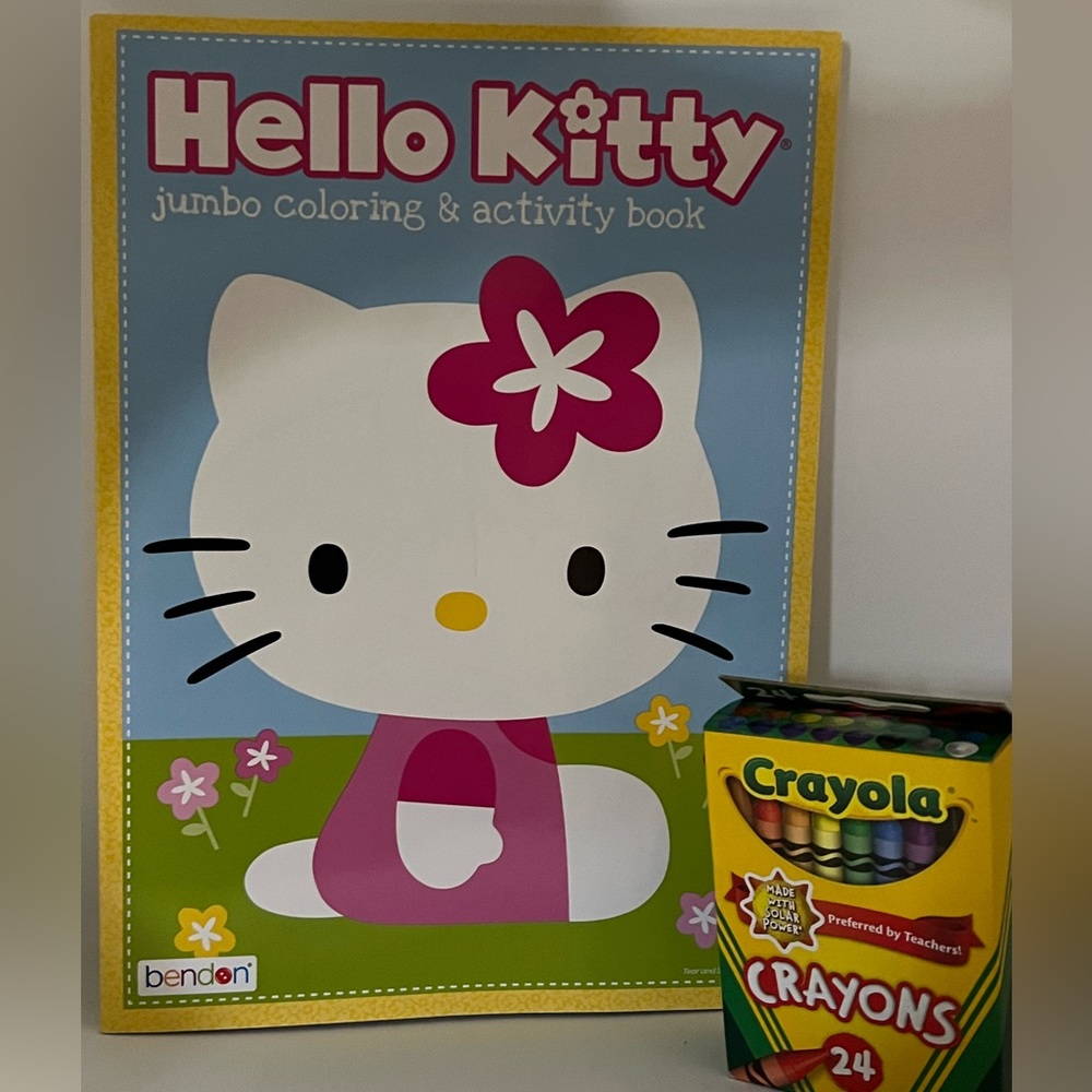 NEW- Coloring Book + 24 Crayolas Crayons - Picture 10 of 15